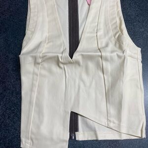 Cream V-Neck Sleeveless Top